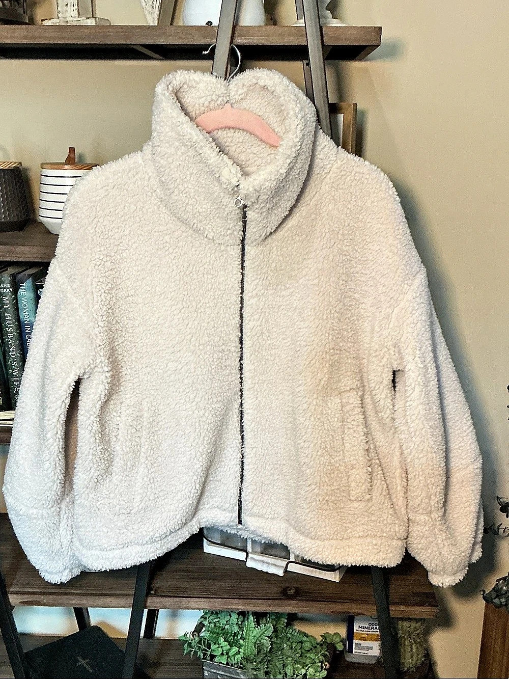 lululemon Cinchable Fleece Zip-Up Teddy Jacket White Opal Size 10